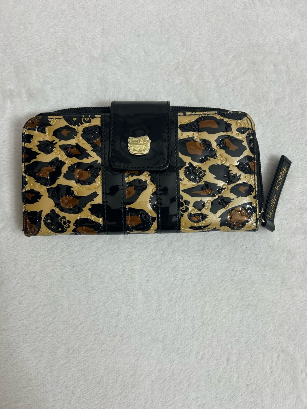 Loungefly Hello Kitty Leopard Patent Zip & Snap Wallet - Black & Brown
